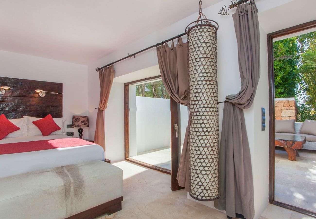 Villa in Sant Llorenç de Balafia - Besbiza, Villa 5StarsHome Ibiza