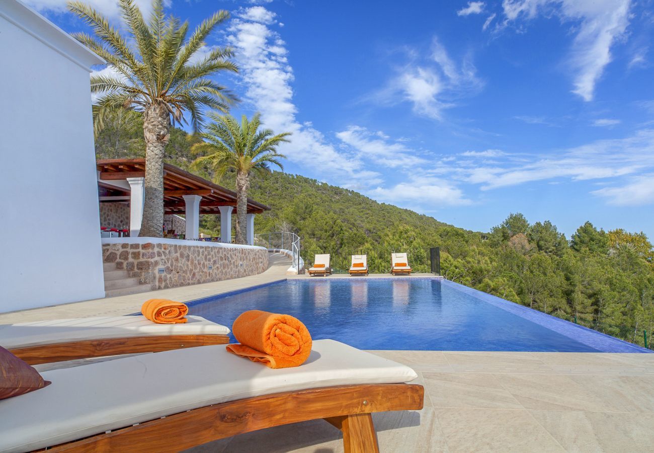 Villa in Sant Llorenç de Balafia - Baublau, Villa 5StarsHome Ibiza