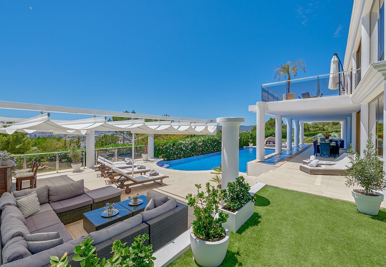 Villa in Santa Eulària des Riu - Yatrella, Villa 5StarsHome Ibiza