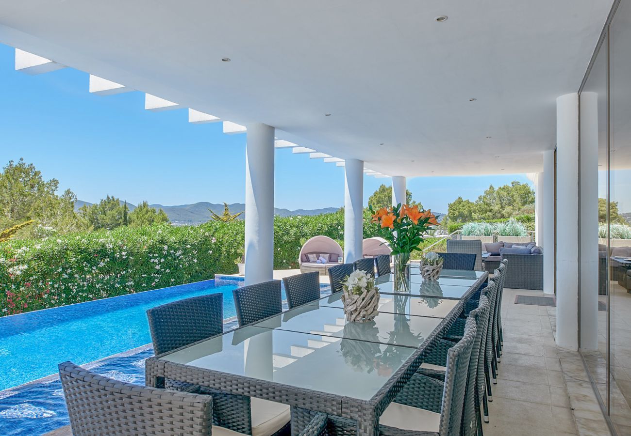 Villa in Santa Eulària des Riu - Yatrella, Villa 5StarsHome Ibiza