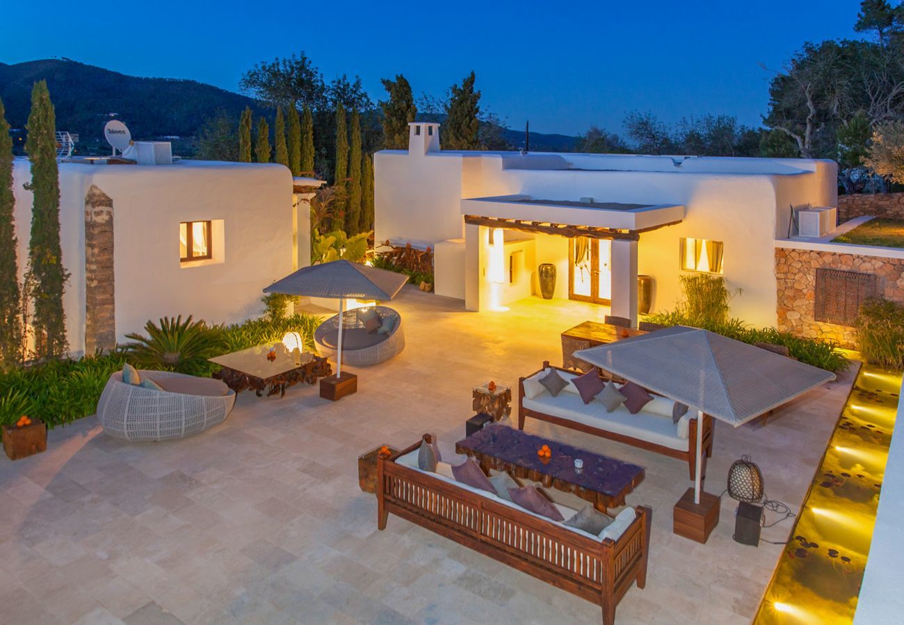 Villa en Sant Llorenç de Balafia - Besbiza, Villa 5StarsHome Ibiza