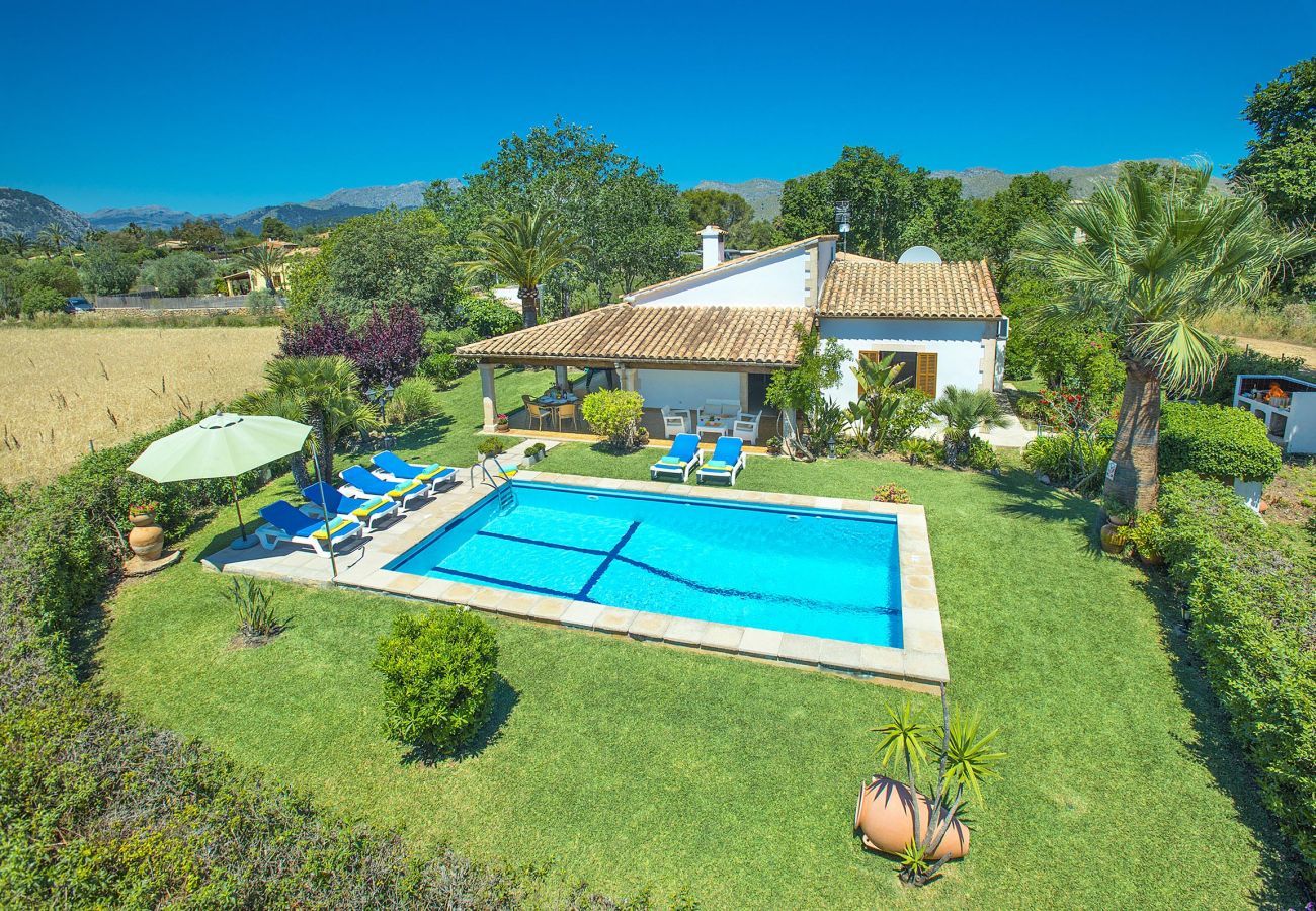 Preciosa villa con piscina