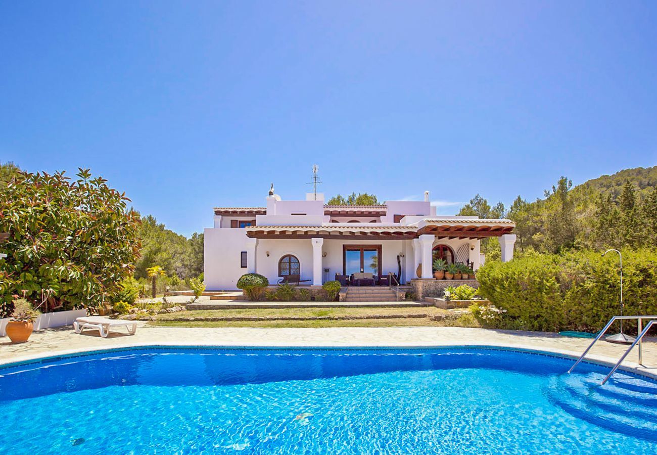 Magnifique villa avec piscine